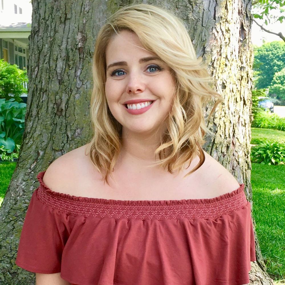 Meet your Posher, April